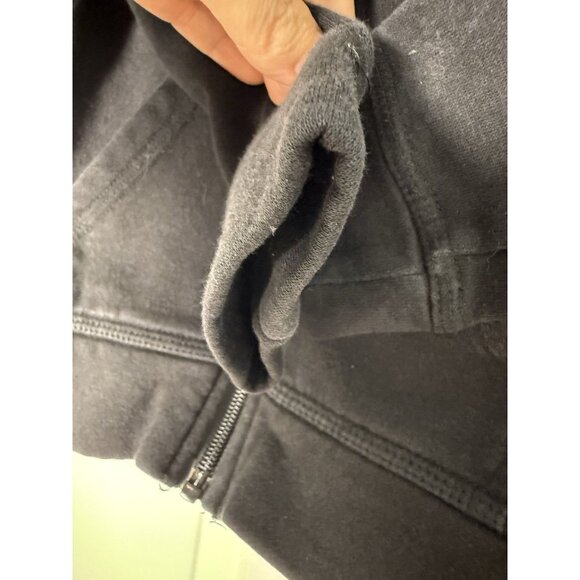 Nike Boys Lot Of 2 Sweatshirts Black Full Zip & Red Crewneck Pullover Side 4 XS - Picture 8 of 12